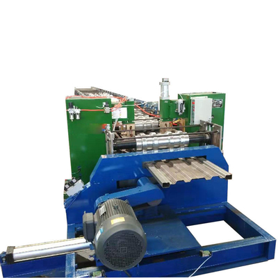 Fully Automatic External Truck Body Panels Roll Forming Machine For Batch Side Panel Production