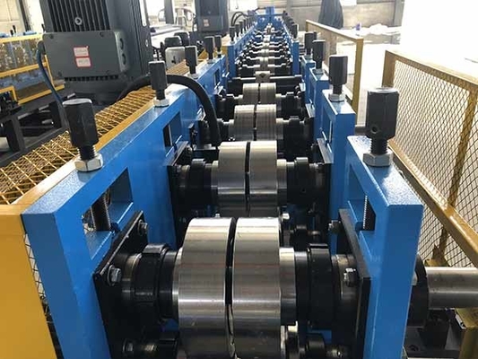 ماشین شکل گیری رول های خورشیدی C40-C160